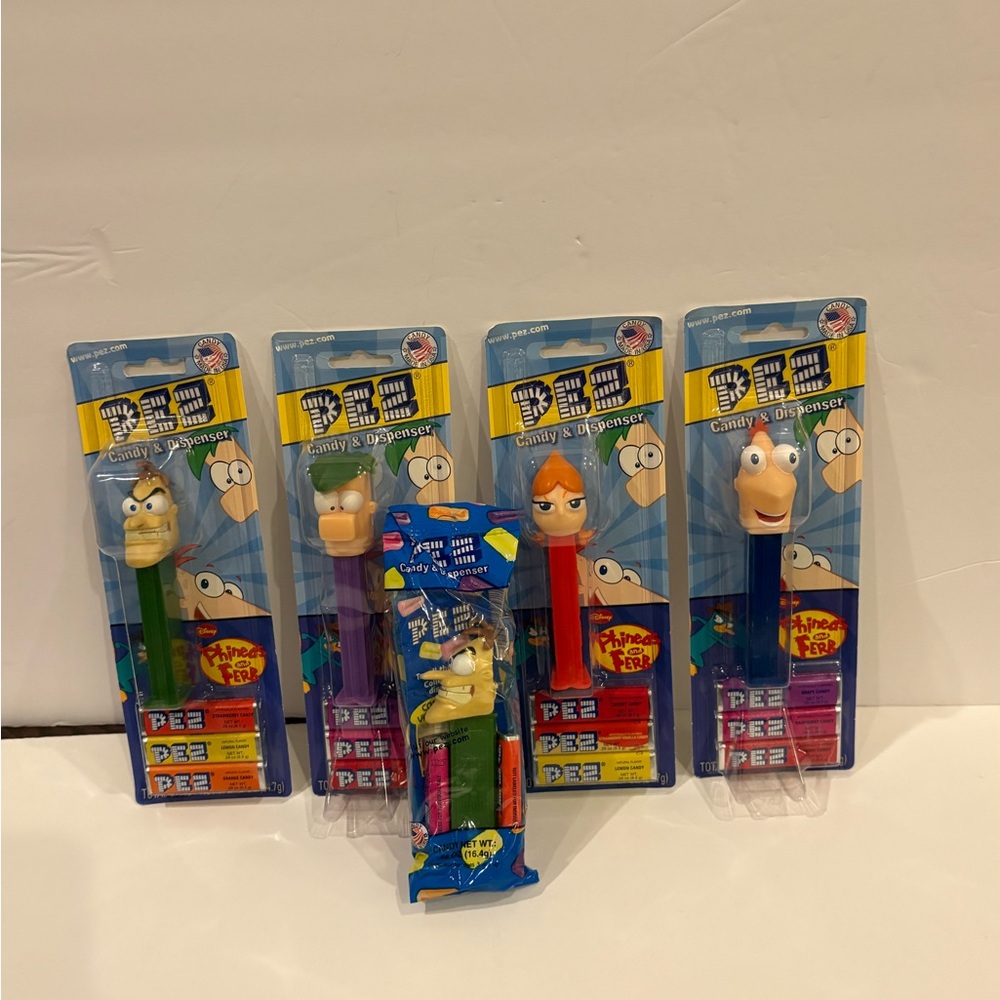 Brand New Disney Phineas and Ferb Pez Dispenser Lot of 5